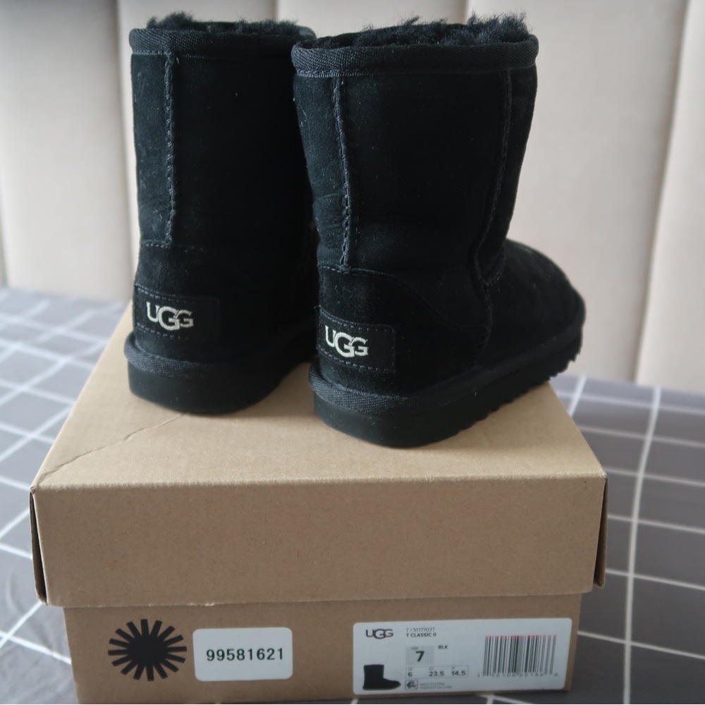 Toddler Ugg black